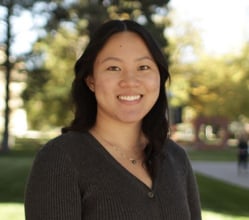 ElizabethUng headshot