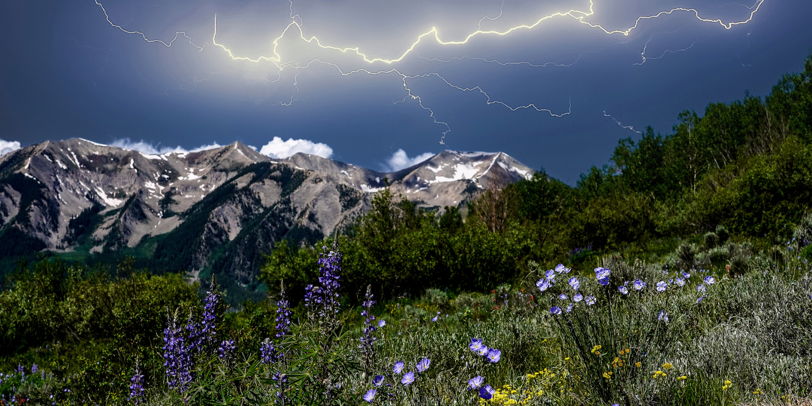 Lightning elk mountains
