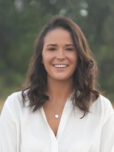 Mackenzie Davis headshot