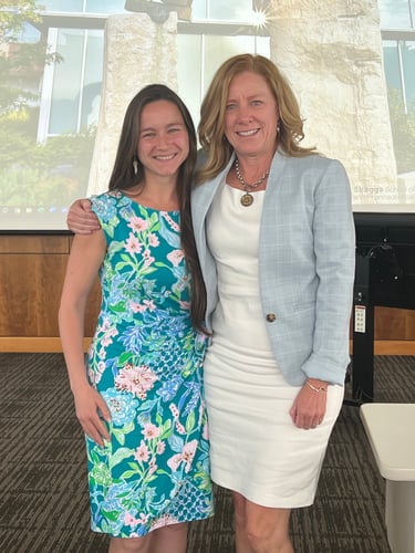 Nickole Moon and her mentor Tracy Bale, PhD.