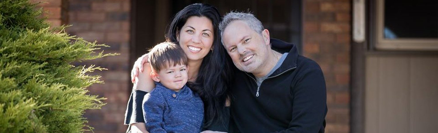 Jim White with his wife, Kelsey Shiba, and son, Oliver